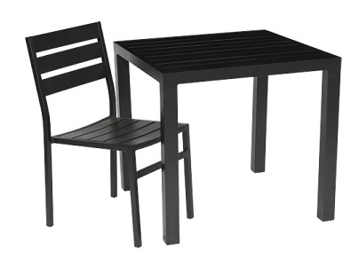 Outdoor pub table and chair